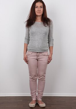 Female has a fixed idea of seducing guys without fucking but stripping