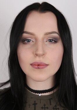 Fragile girl with pierced lip and pale nipples can't resist brandishing pussy