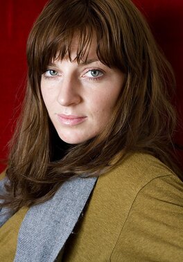 Kitty Rich is going to be pretty flexible and her teasing is hot