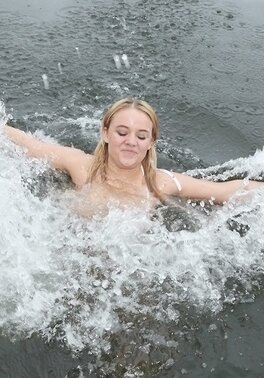 Take a look at stunning ass and breasts of the horny blonde