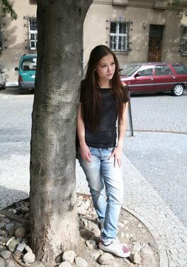 Brunette teen enjoys fucking a stranger and wearing a pearl necklace