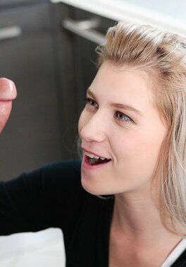 Arya Faye choking on D until tears fall, still begging for more