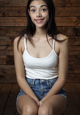 Brunette teen Harmony Wonder gets tied up and toyed by a device