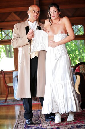 Shy village babe finished all the daily cases so now she can have fun