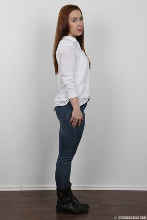 Babe with green eyes and red hair wanted to deprave photographer with her body