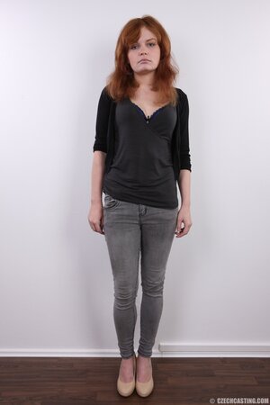 Amateur diva loves her small titties and wants everybody to see them