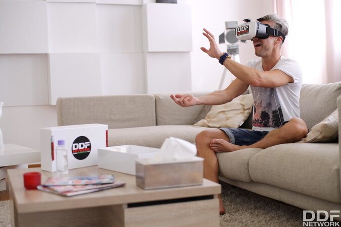 Girl disturbs man from watching porn in VR for the sake of scoring her