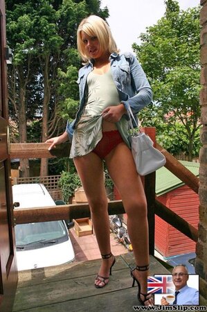 Good-looking blonde poses naked before taking old prick into asshole