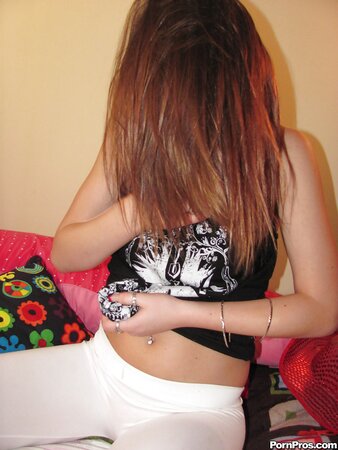 Stepmom goes on a business trip so the girl has the possibility to walk naked