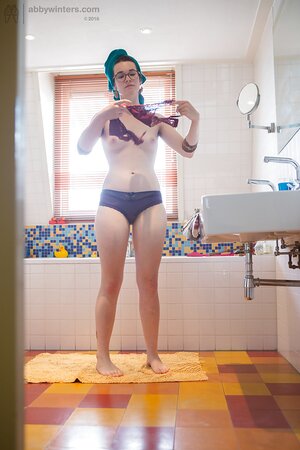 Nerdy girl with a towel on head gives perverted roommate good reason for jerking