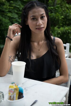 Eastern babe in jean shorts performs fellatio before being carnal in bed