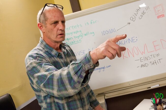 All hot girl Mikaela wants is to be alone with her classmate just for five minutes