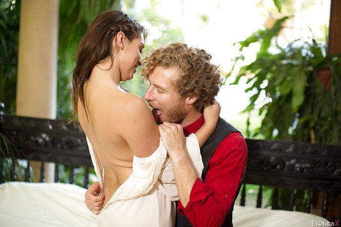 Sweet young hussy enjoys pussyfuck and anal sex with tireless stallion