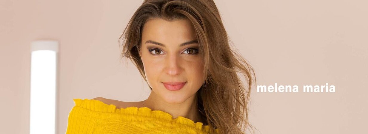 Hot chick tries on panties then discovers pleasure from sticking dildo in ass