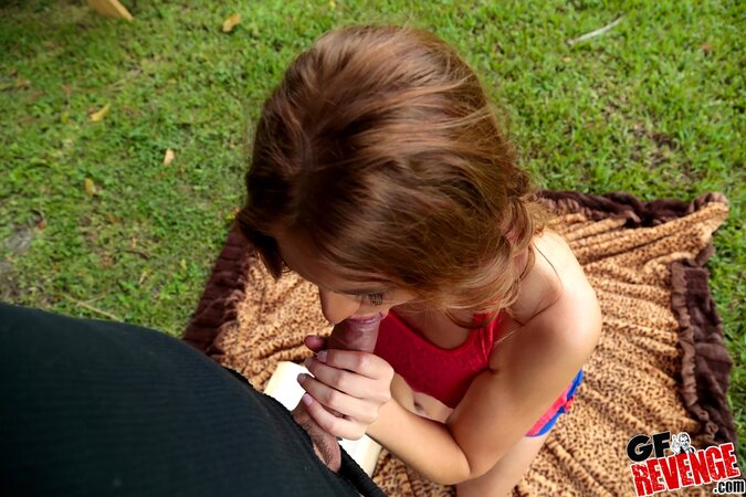 Lovely brunette teen feels no shame while sucking BF's cock right in the park