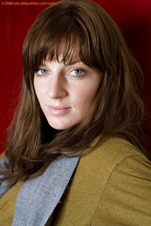 Kitty Rich is going to be pretty flexible and her teasing is hot