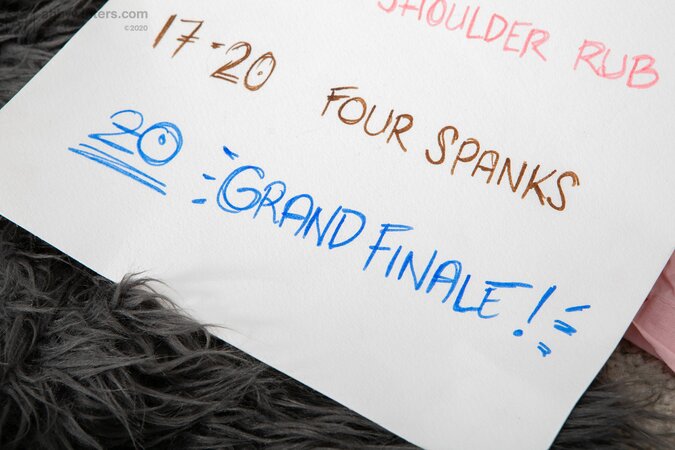 Threesome with girls who want orgasms more than anything