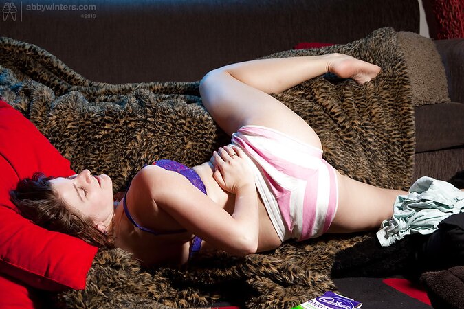 Good looking lady with natural boobies wants to finger herself