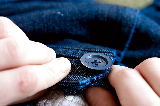 True sensuality from a curvy brunette who looks delicious