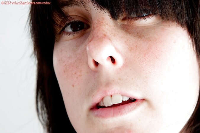 This hottie’s pussy is always in motion and she looks HOT