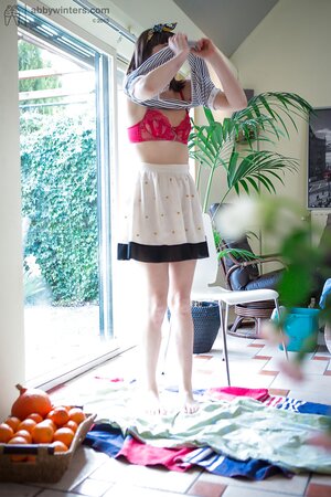 Hot sexy babe showing what she can do after hot masturbation