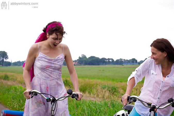 Exhibition of the most seductive and provocative babes in HQ