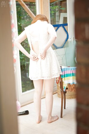 Astonishing solo tease from a redheaded stunner Chloe B