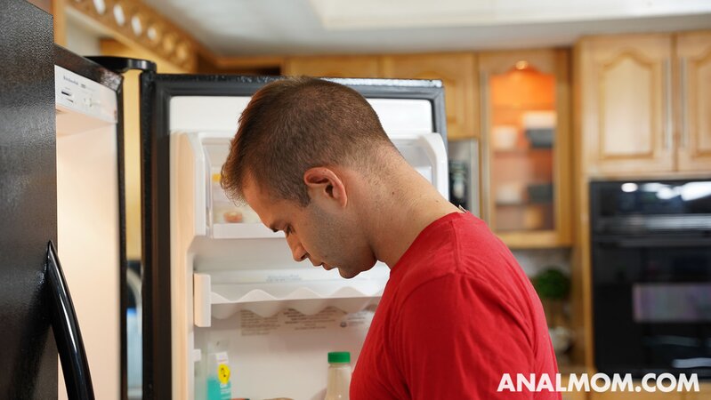 Mom from Brazil is going to get off with a horny motherfucker