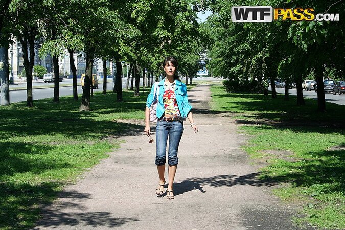 One of the sweetest teen pussies of all time gets stretched