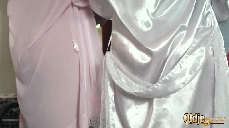 Two women are enjoying the hottest action with a DILF stud