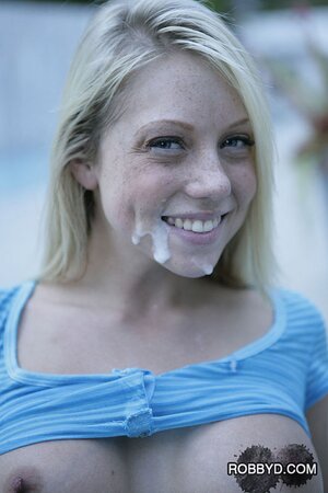 Big boobs blondie is enjoying the wildest outdoors fucking