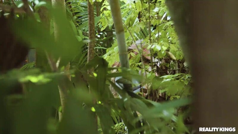 Facefucking and outdoors doggy style sex for a sneaky couple