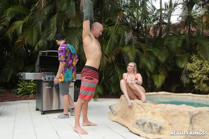 Bailey Brooke teasing her clitoris before fucking in the pool