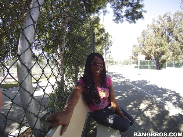 Sweetie Jessica Grabbit strips and serves her big boobs for lunch