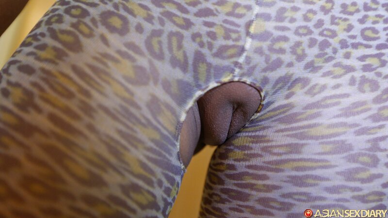 Horny girl Golf teases her tight brown twat and gets fucked