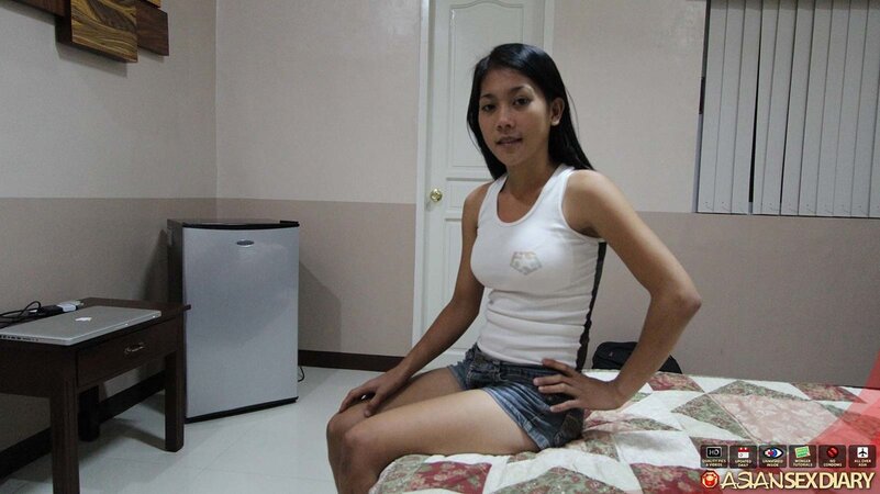 Stacked Asian stunner showing her wet pussy up close too