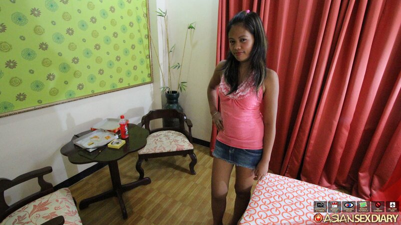 Carla Jessi is the hottest Filipina hoe who needs a true fat cock