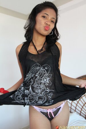 Brilliant tease from a sensational Asian gal named Francine