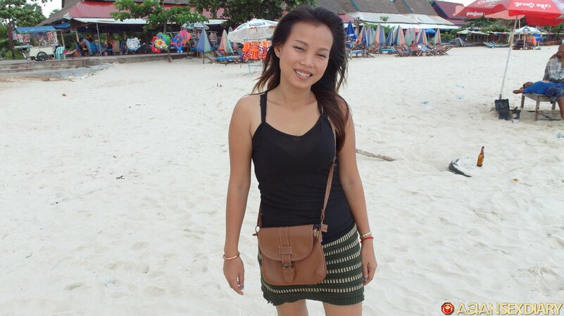 Asian girl with a tight body wants POV pleasure and fucking