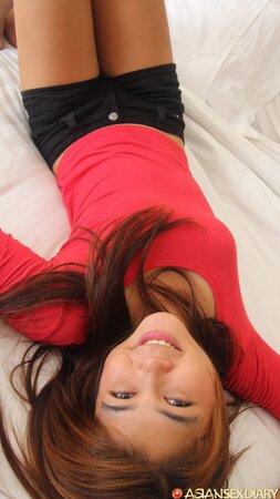 Submissive Asian with a tight hole gets screwed with passion