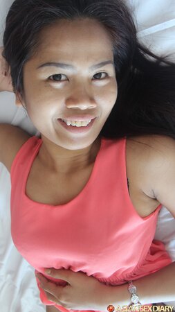 Close ups of her MILF pussy are going to keep you cumming