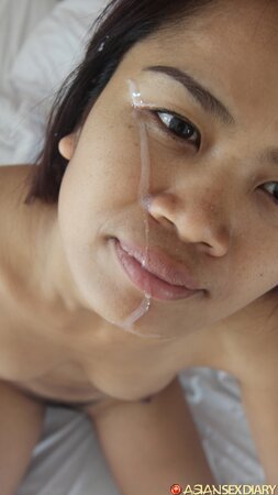 Close ups of her MILF pussy are going to keep you cumming