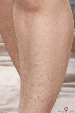 Shameless brunette has never used a razor on her tight holes