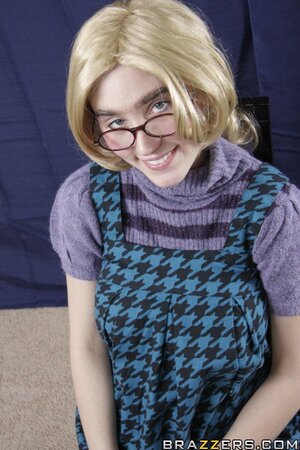 Mindy Main is going to get all vengeful with this hot fuck sesh