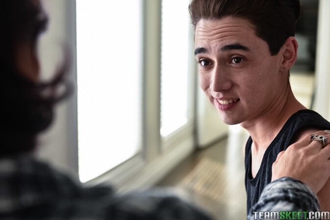 Dude gets to score with the hottest stepmom you can find