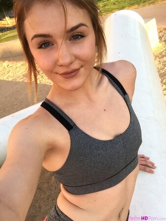 Cute babe kneels down to worship her new roommate's fat cock