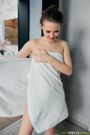 Redhead slut Escaped Bride gets her wet muff boned hardcore