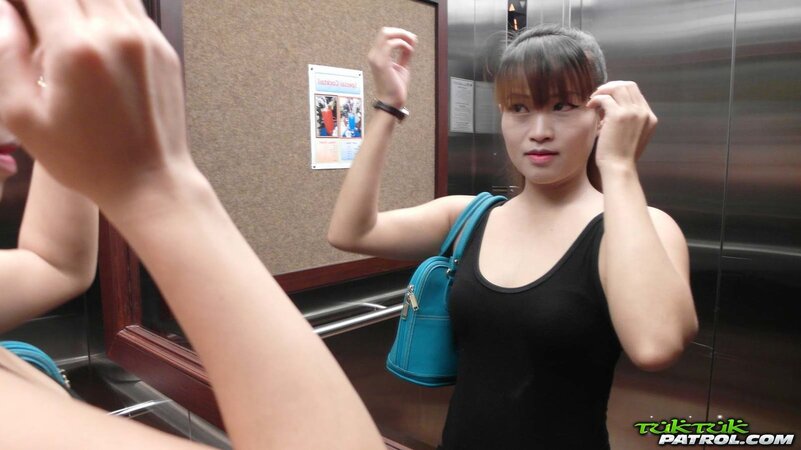 Foreign cum makes this tight Asian girl very very happy