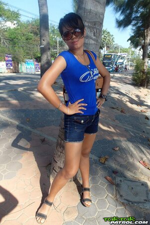 Thai girl with big breasts is seeking sexual satisfaction as well