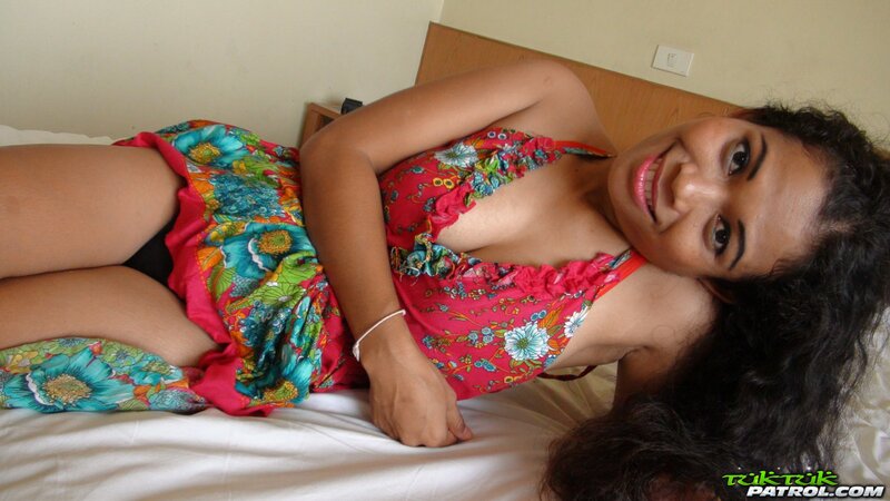 Brunette with curly hair wants her shaved Thati hole blasted